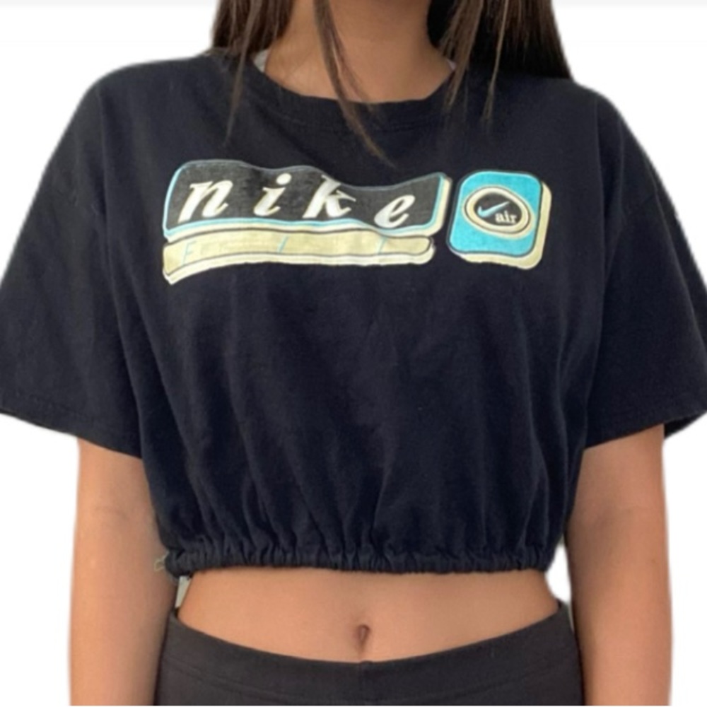 Black Cropped T-Shirt